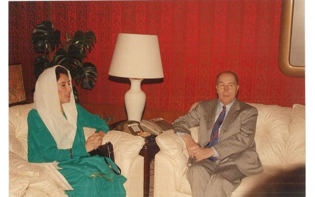 Visite au Pakistan du Président de la république française, M. François Mitterrand- (19-22 février 1990)